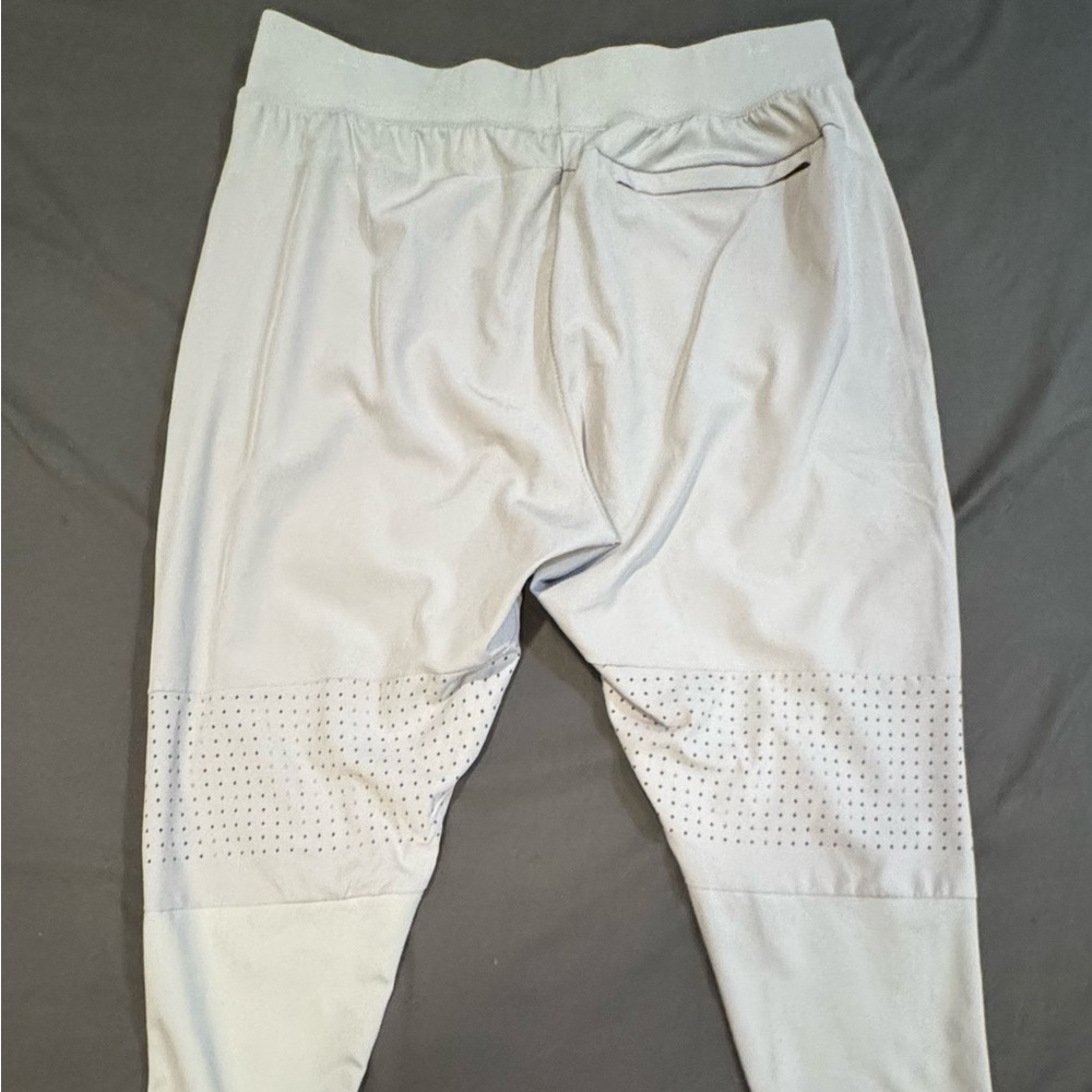Alphalete Men’s Infinity Tech Pant - Picture 4 of 6